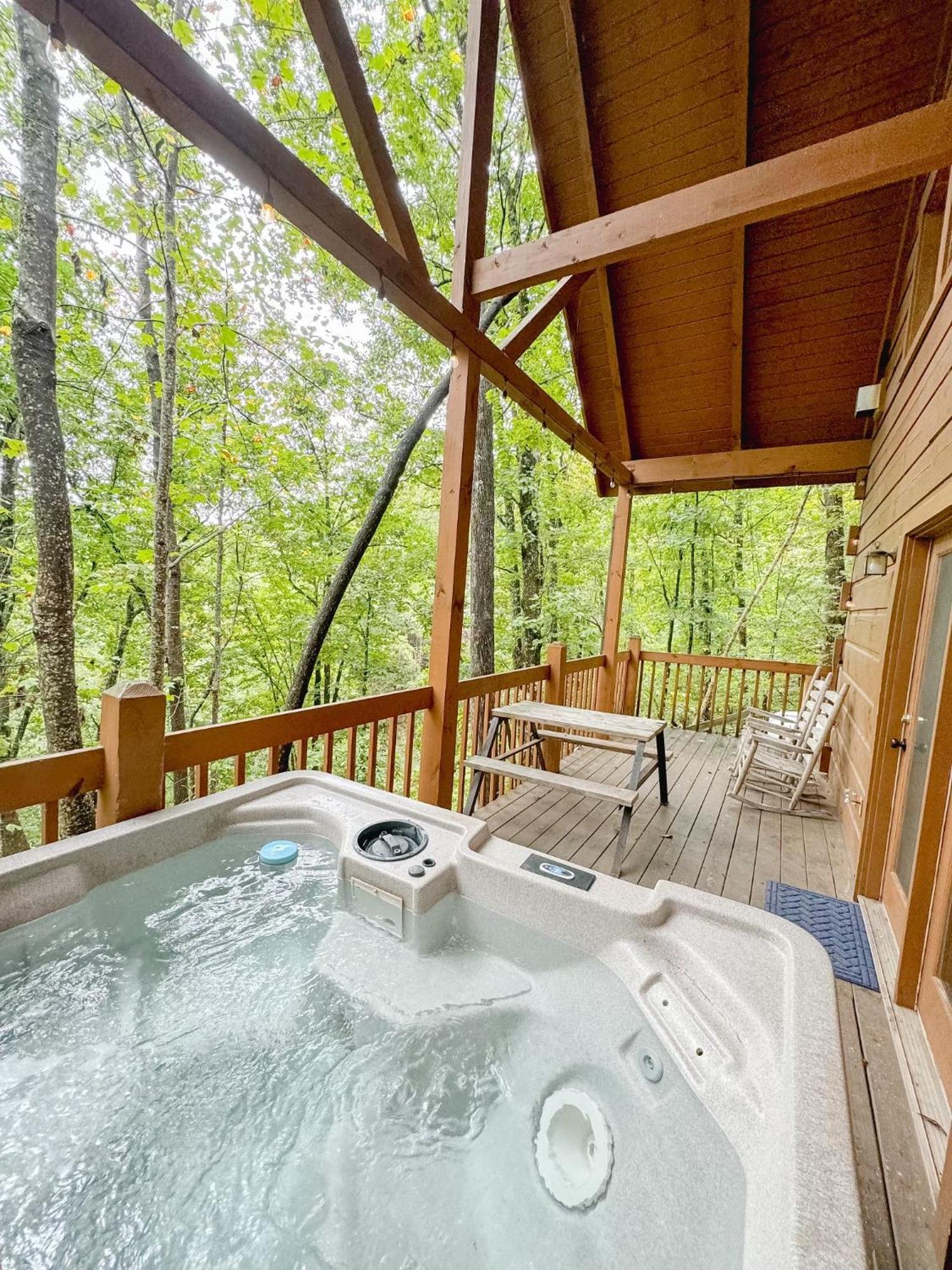 Romantic Notions Sevierville Exterior photo