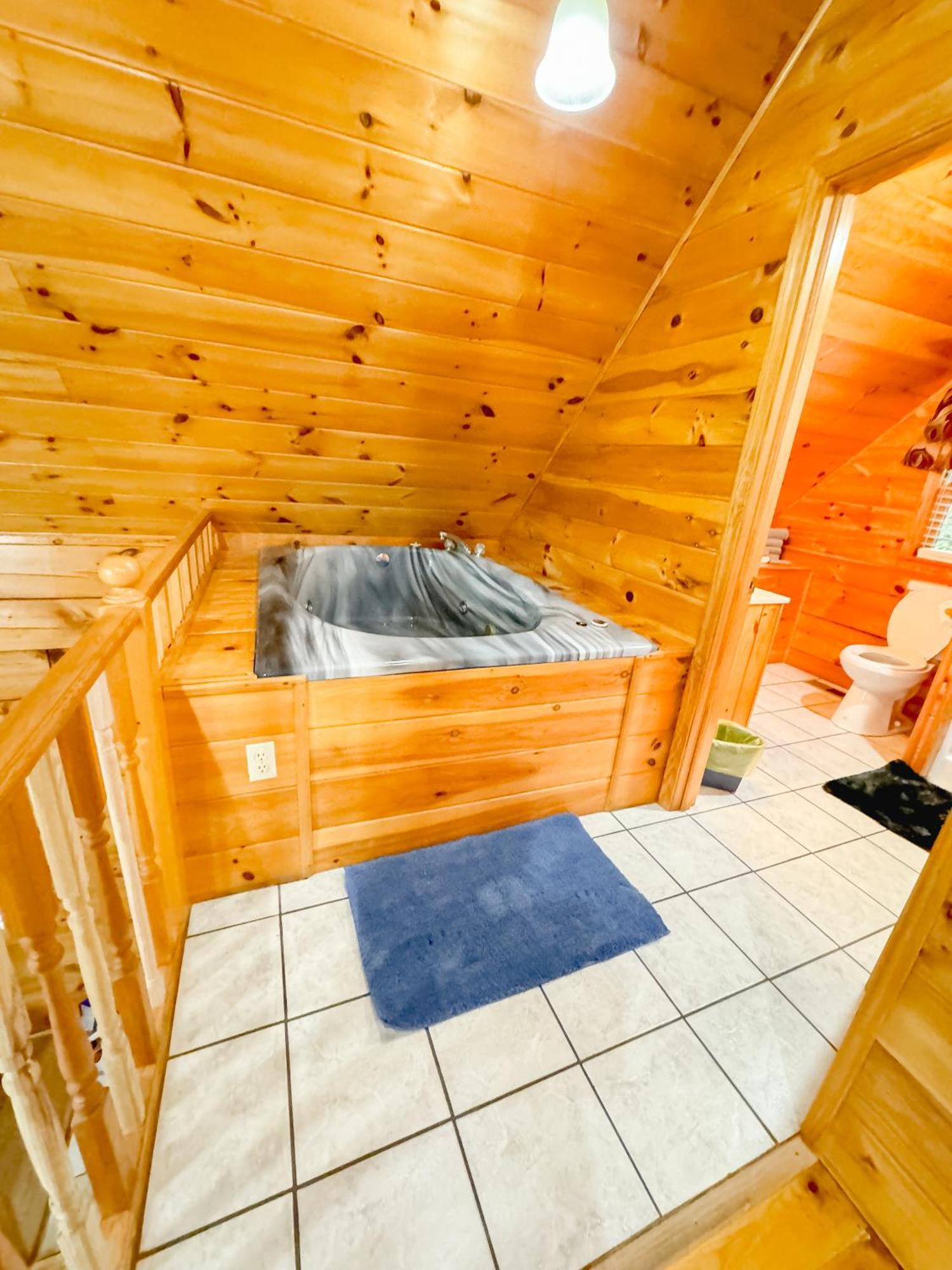 Romantic Notions Sevierville Exterior photo